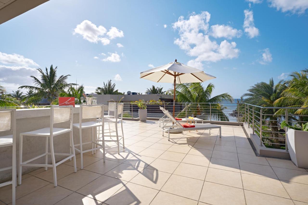 Bon Azur Beachfront Suites & Penthouses With Lov Trou aux Biches Exterior foto