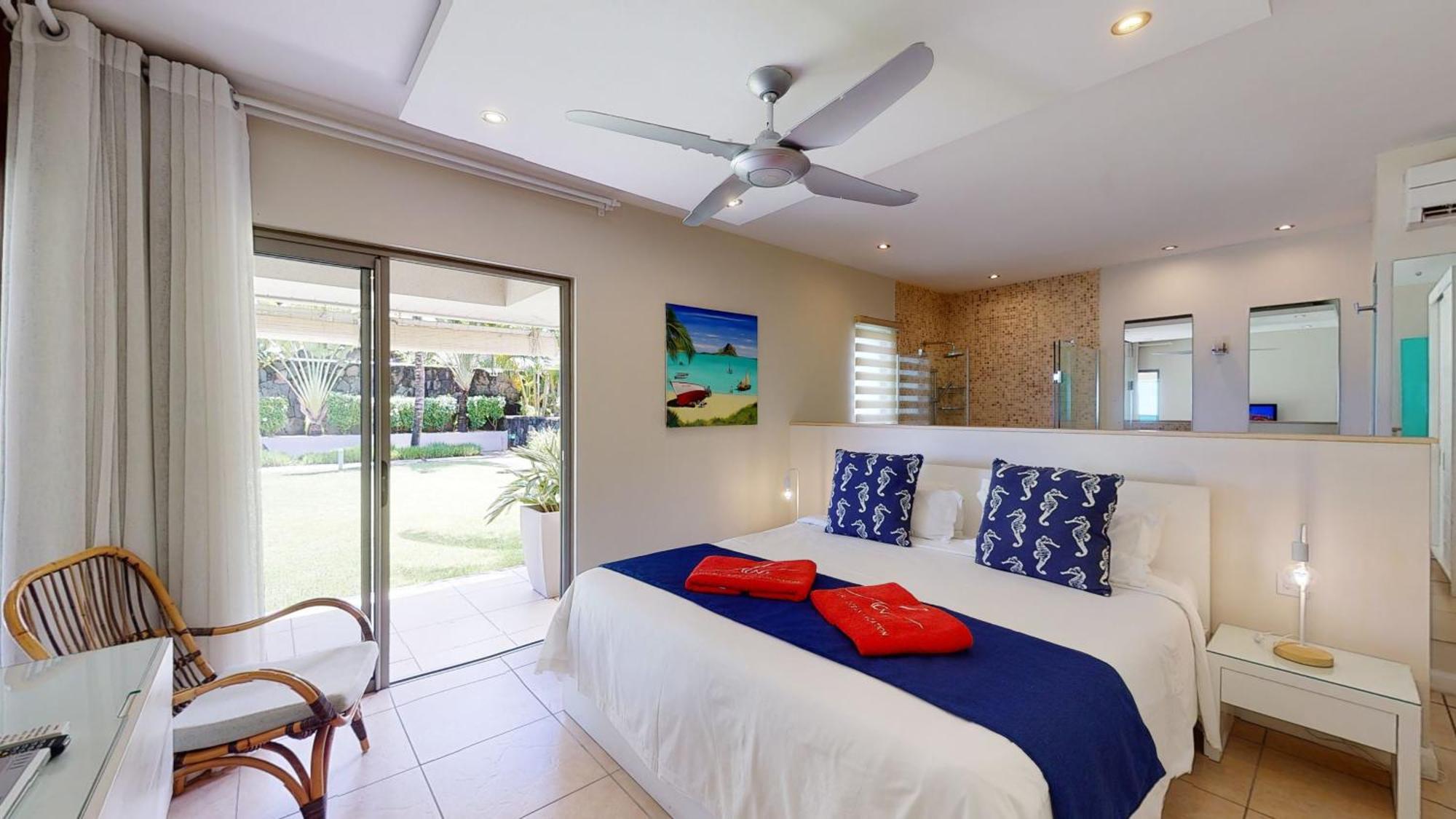 Bon Azur Beachfront Suites & Penthouses With Lov Trou aux Biches Exterior foto