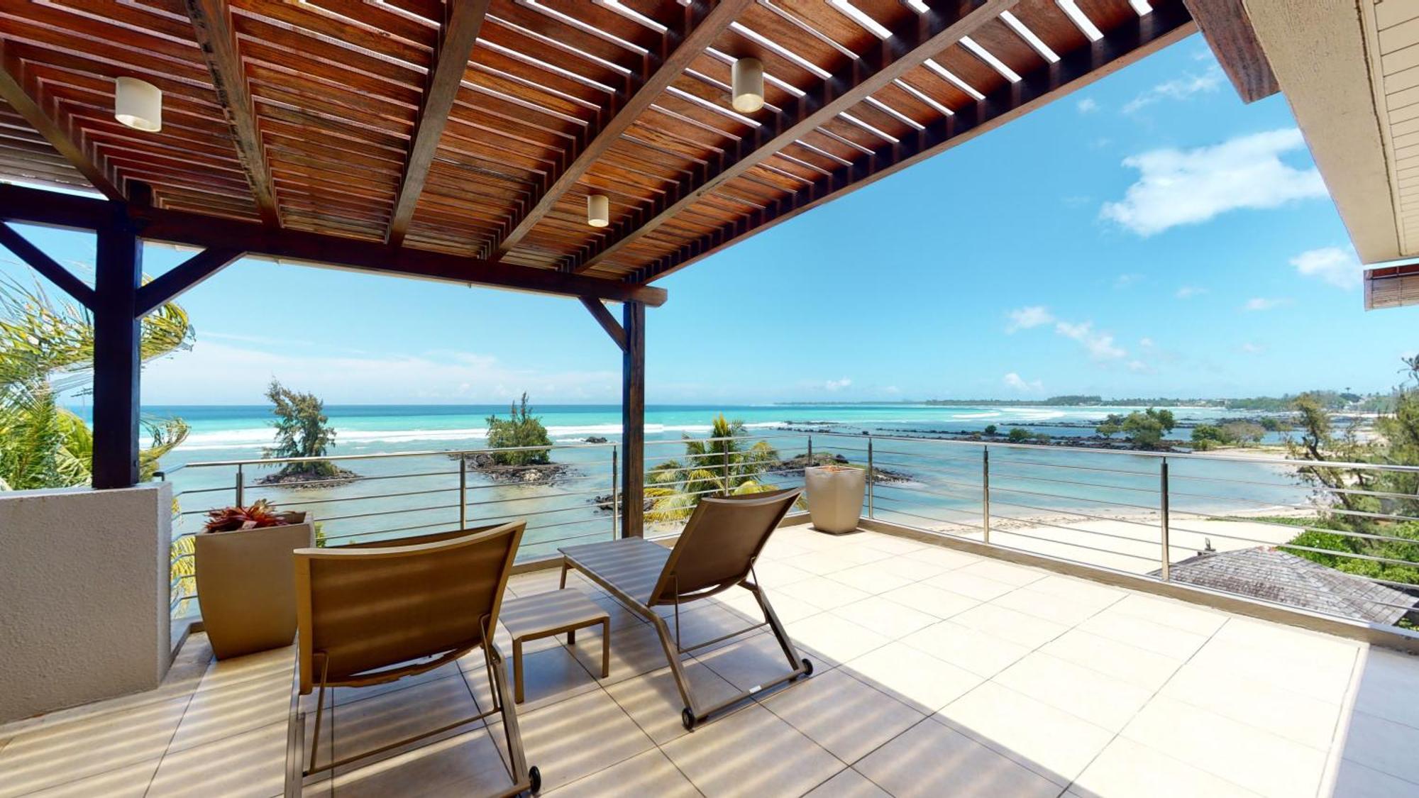 Bon Azur Beachfront Suites & Penthouses With Lov Trou aux Biches Exterior foto