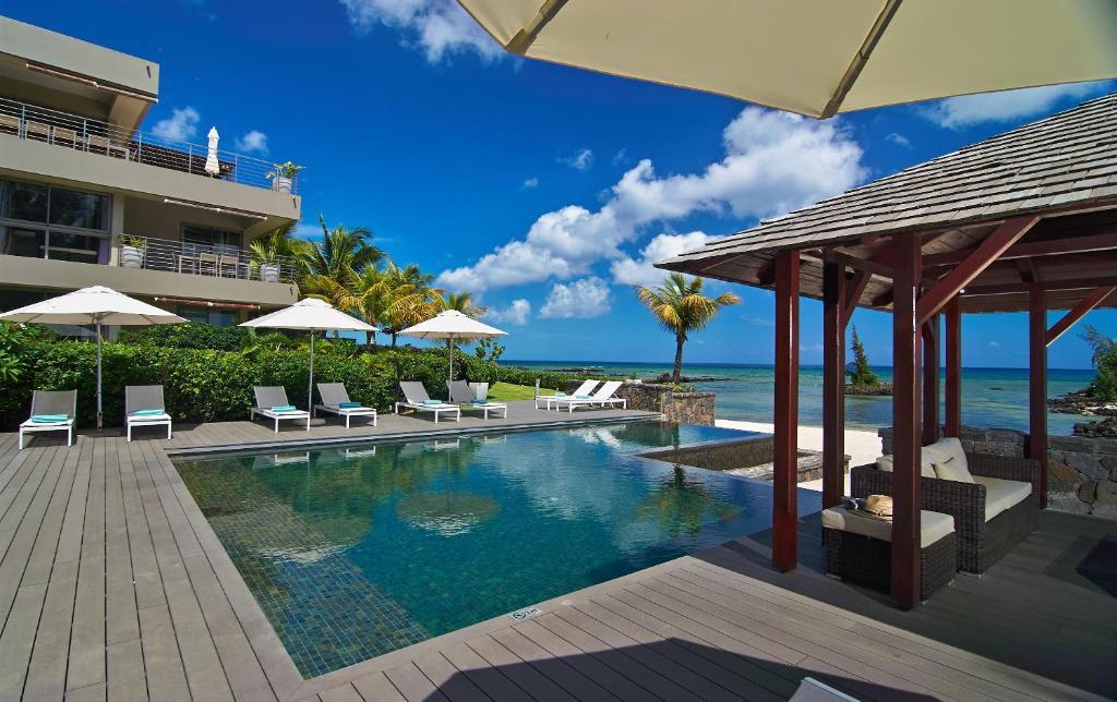 Bon Azur Beachfront Suites & Penthouses With Lov Trou aux Biches Exterior foto