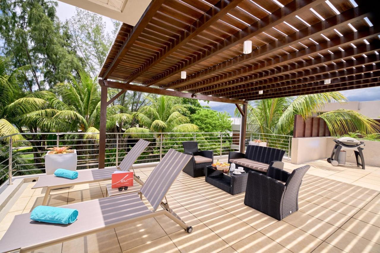 Bon Azur Beachfront Suites & Penthouses With Lov Trou aux Biches Exterior foto