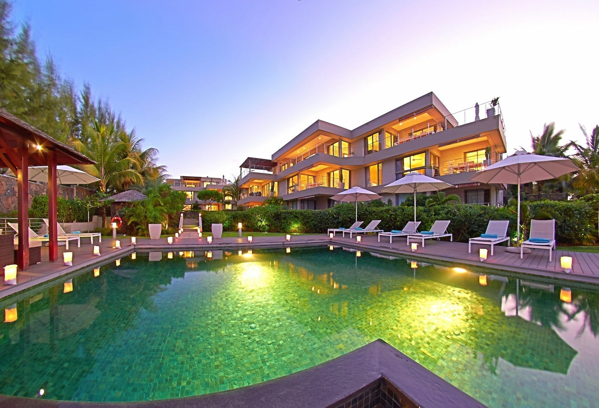 Bon Azur Beachfront Suites & Penthouses With Lov Trou aux Biches Exterior foto
