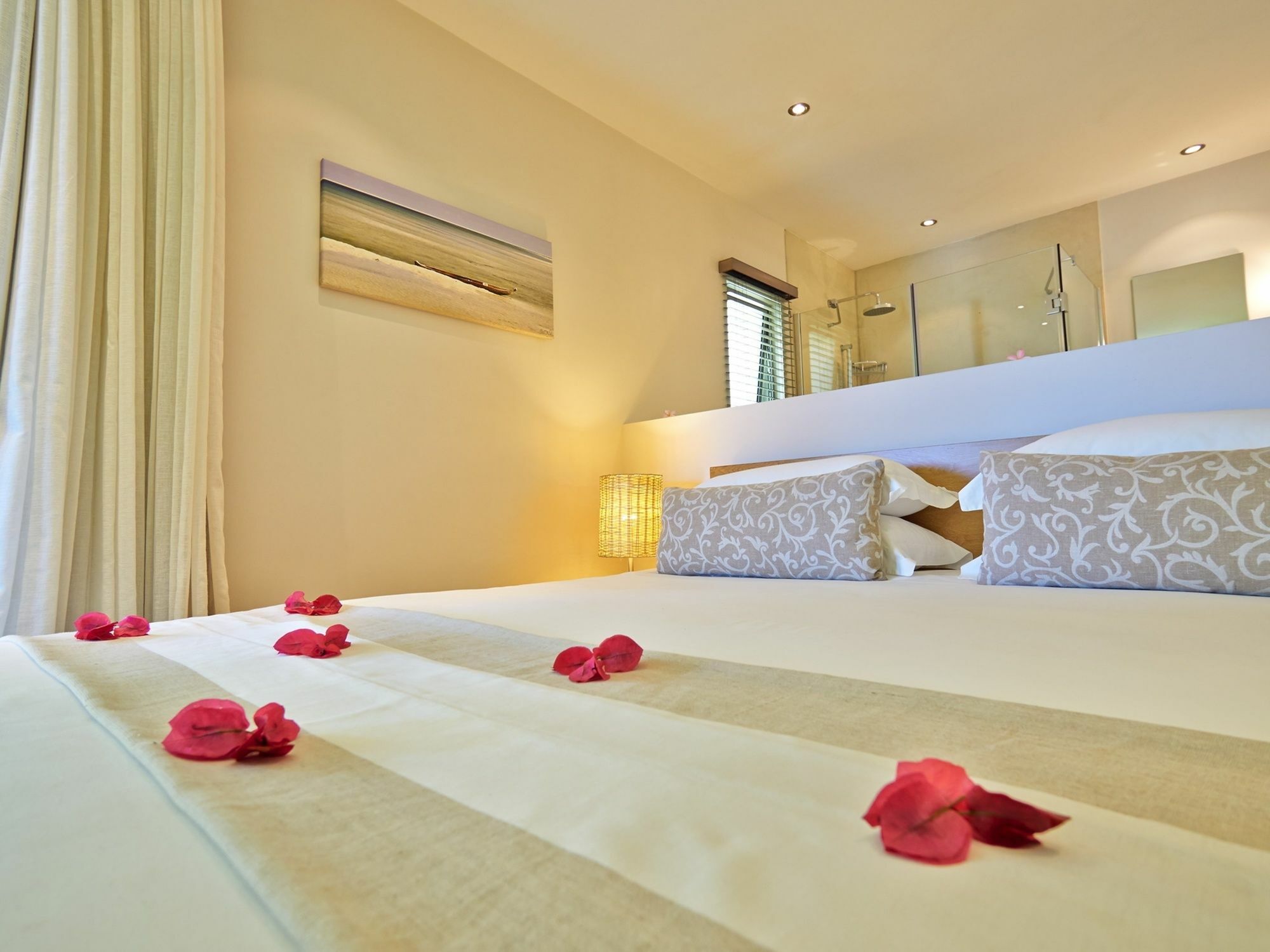 Bon Azur Beachfront Suites & Penthouses With Lov Trou aux Biches Exterior foto