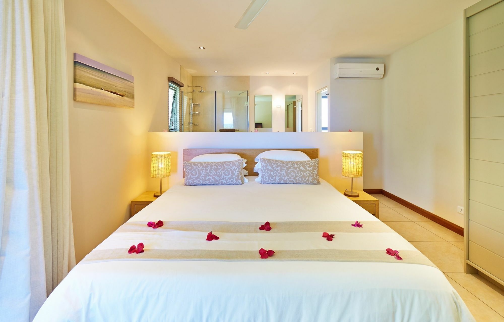 Bon Azur Beachfront Suites & Penthouses With Lov Trou aux Biches Exterior foto